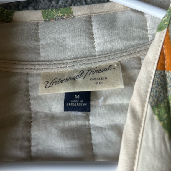 Women's Multicolor quilt Jacket - Picture 3 of 4